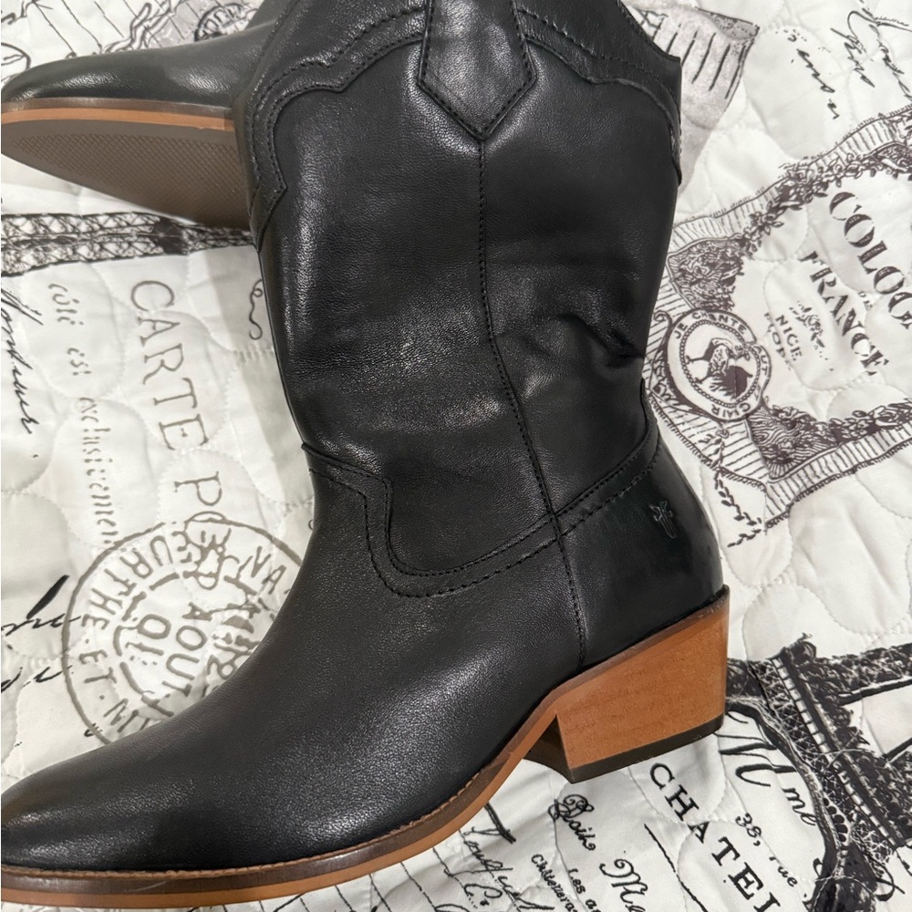 Frye Black Leather Heeled Boots